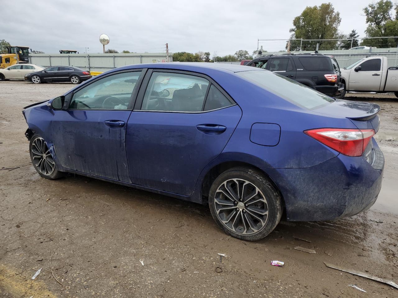 2015 TOYOTA COROLLA