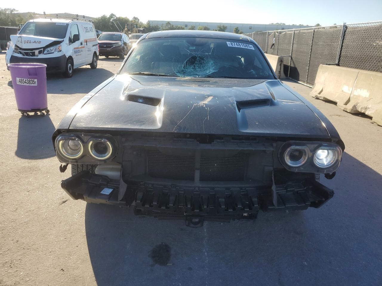 2017 DODGE Challenger