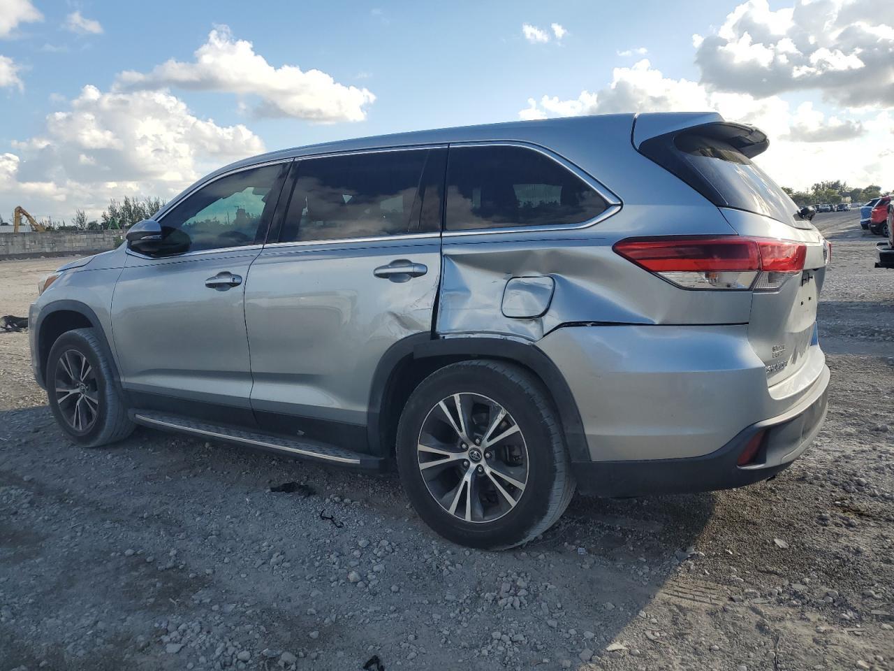 2019 TOYOTA HIGHLANDER