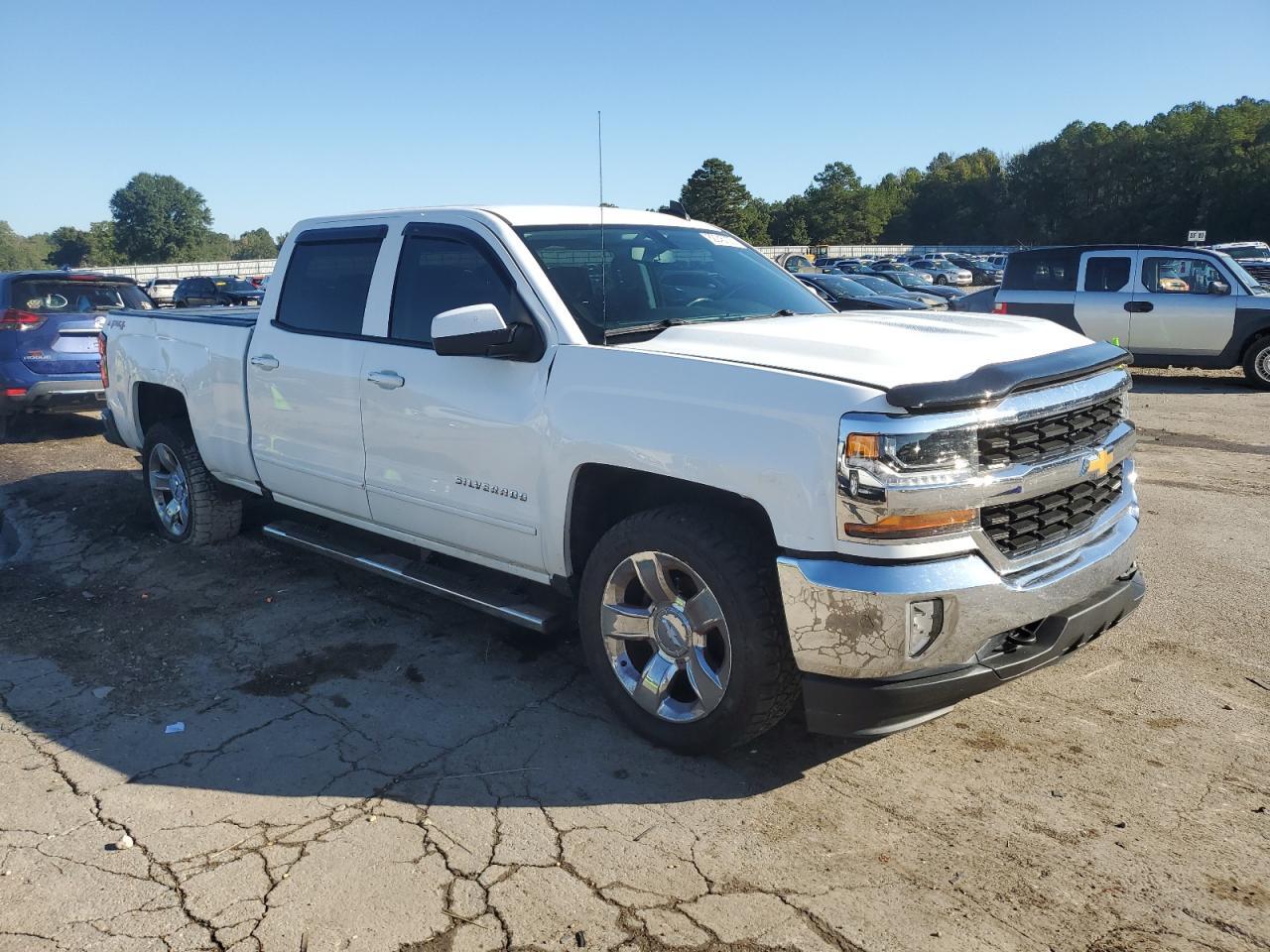 2018 CHEVROLET Silverado