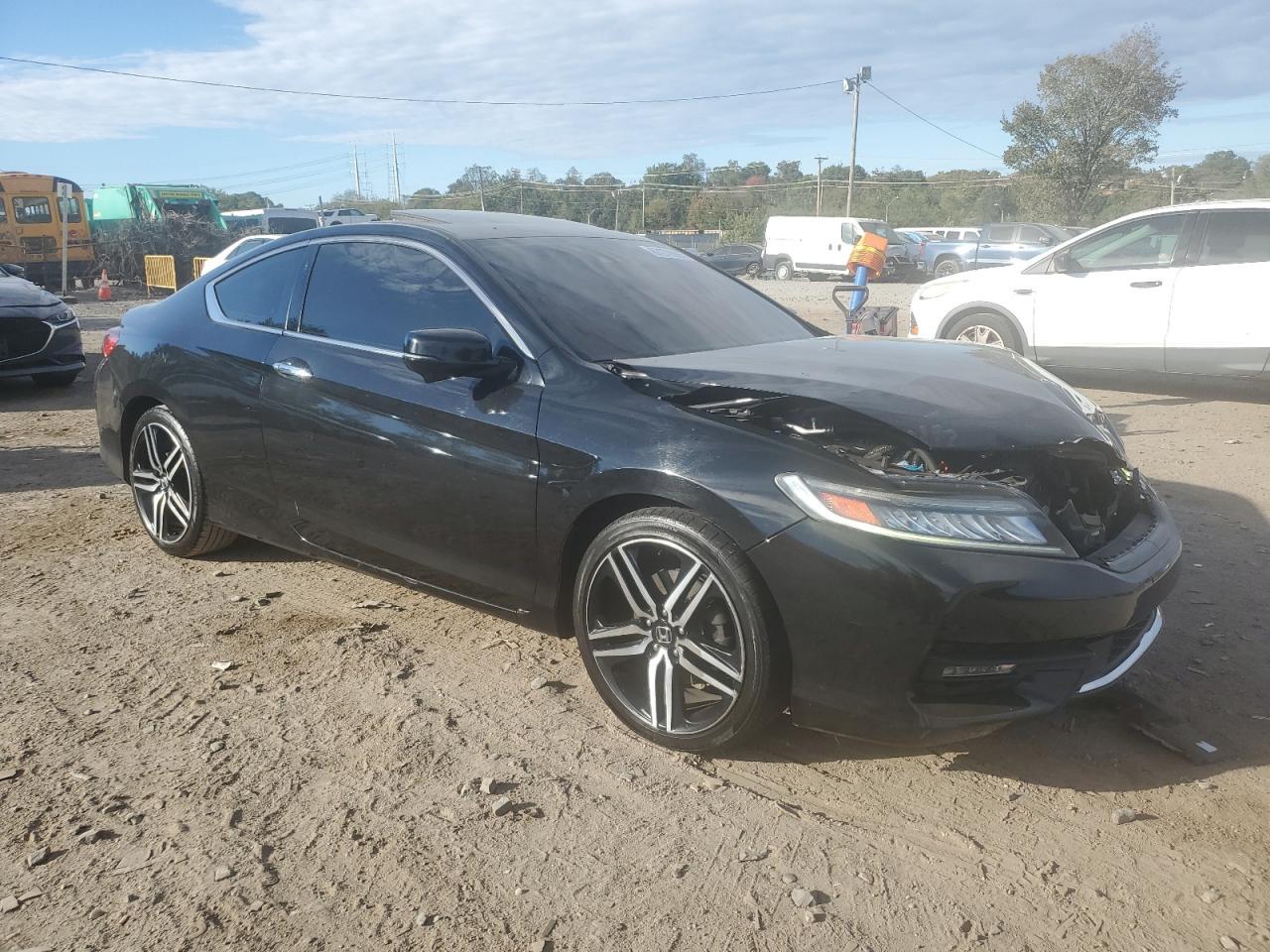 2017 HONDA ACCORD