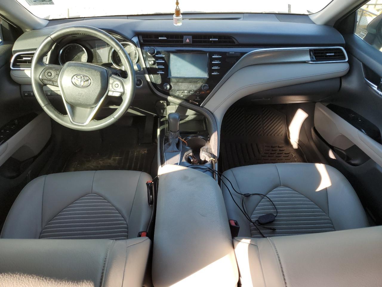 2018 TOYOTA CAMRY