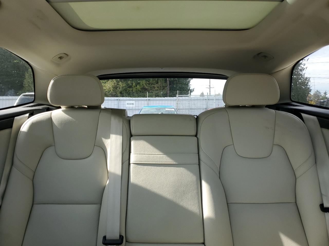 2019 VOLVO XC60