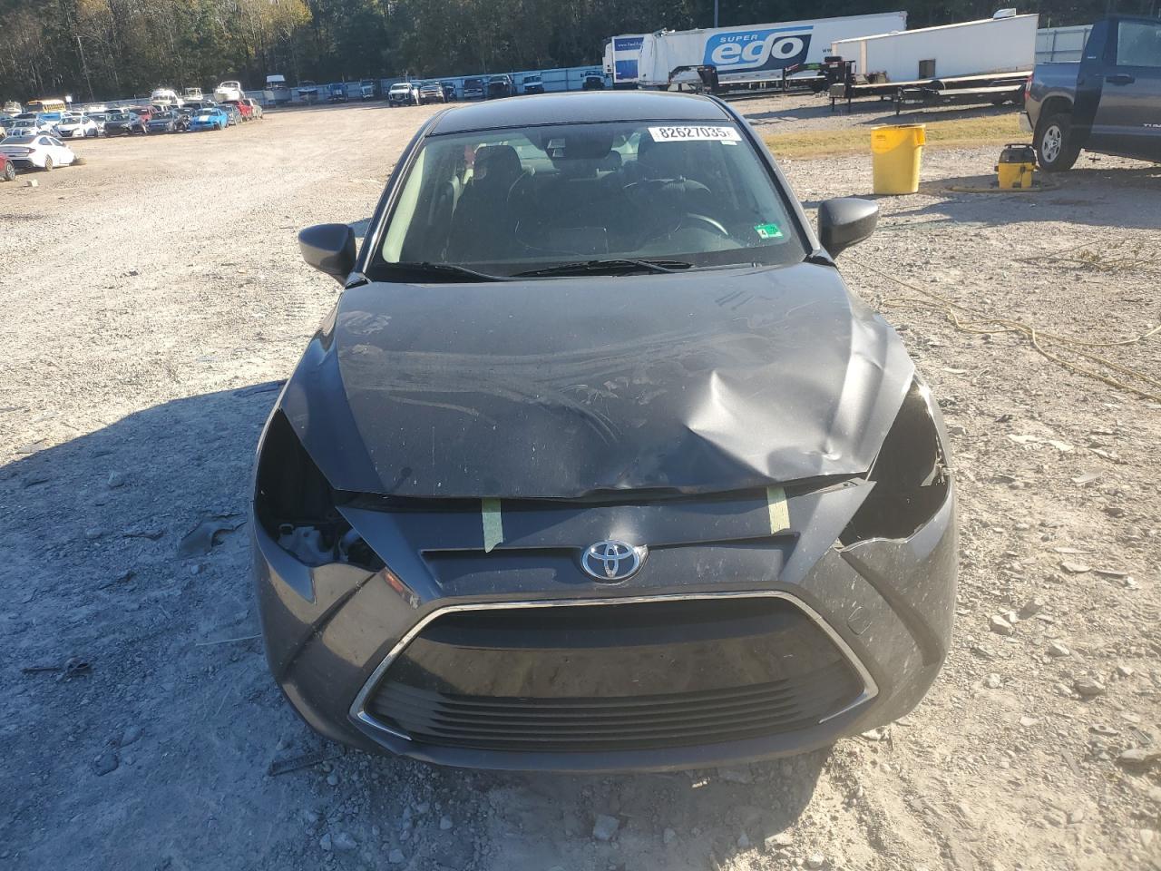 2017 TOYOTA YARIS