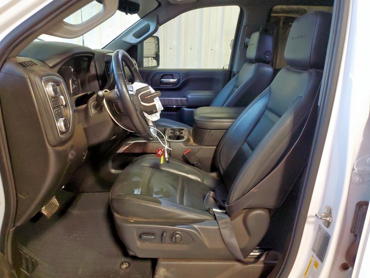 2023 GMC Sierra