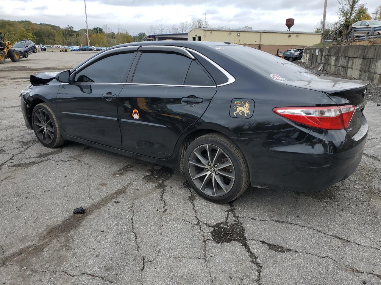 2017 TOYOTA CAMRY