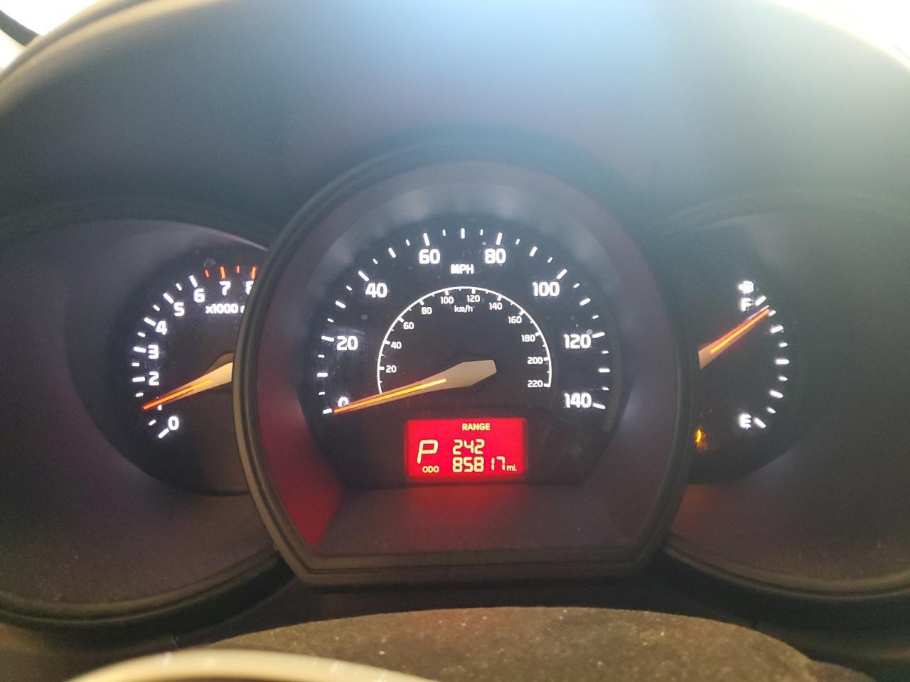2013 KIA RIO