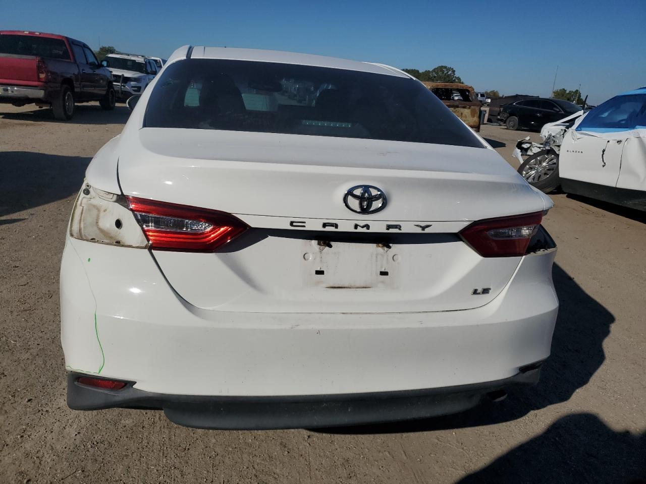 2018 TOYOTA CAMRY