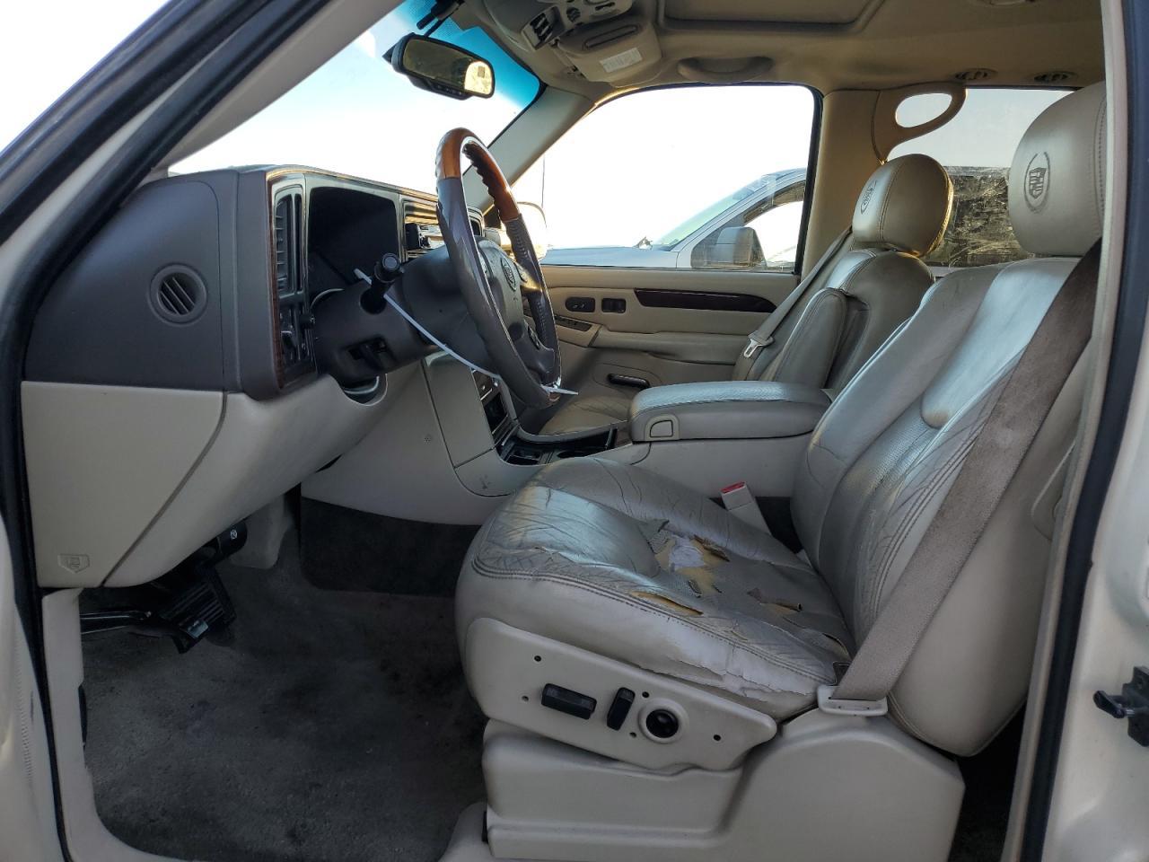 2003 CADILLAC ESCALADE