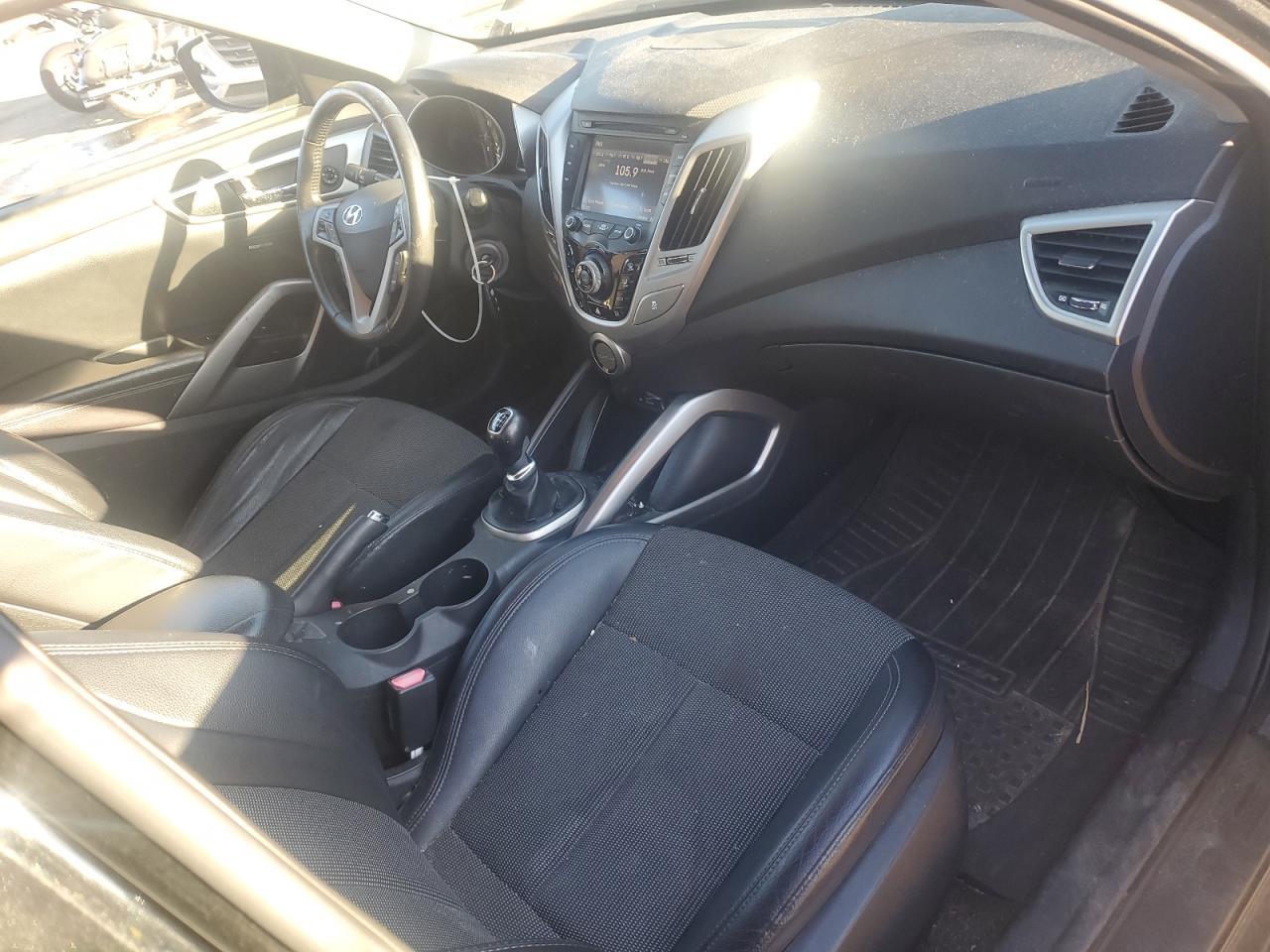 2013 HYUNDAI VELOSTER