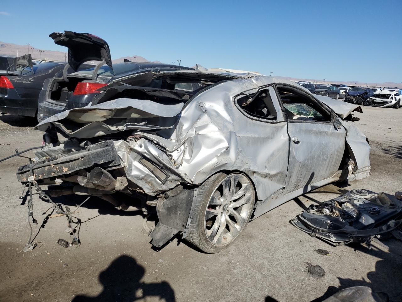 2016 HYUNDAI GENESIS