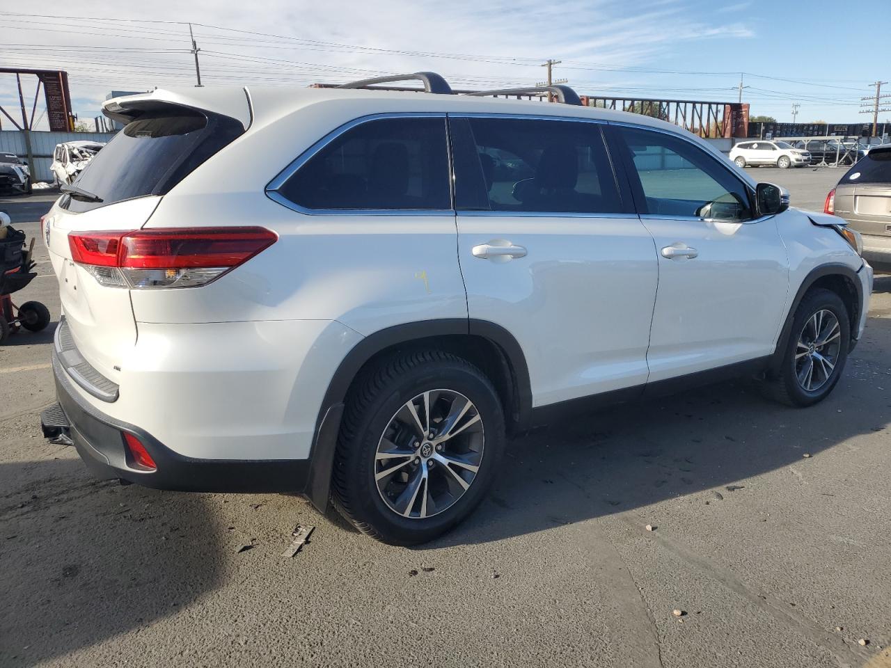 2019 TOYOTA HIGHLANDER