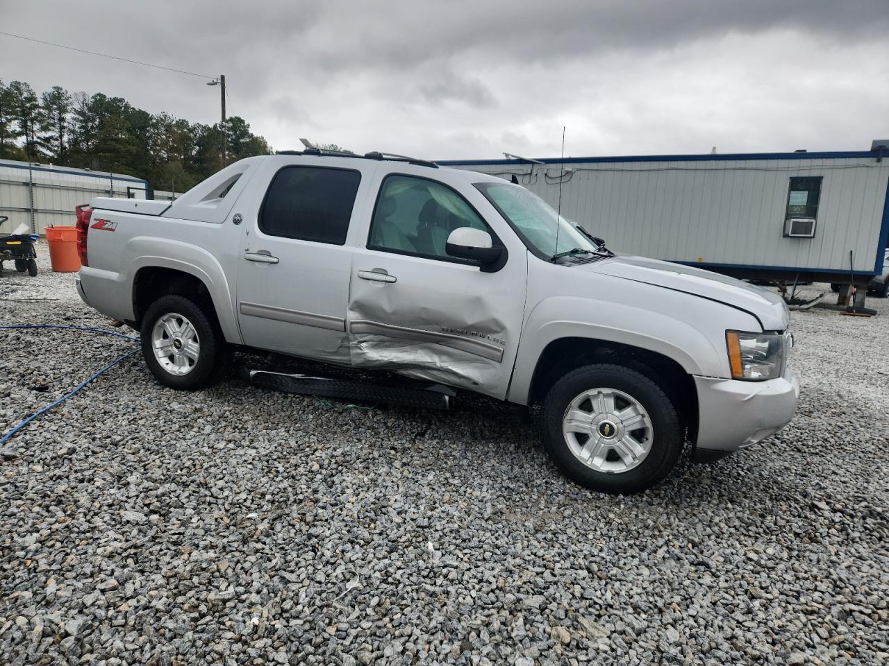 2013 CHEVROLET Avalanche