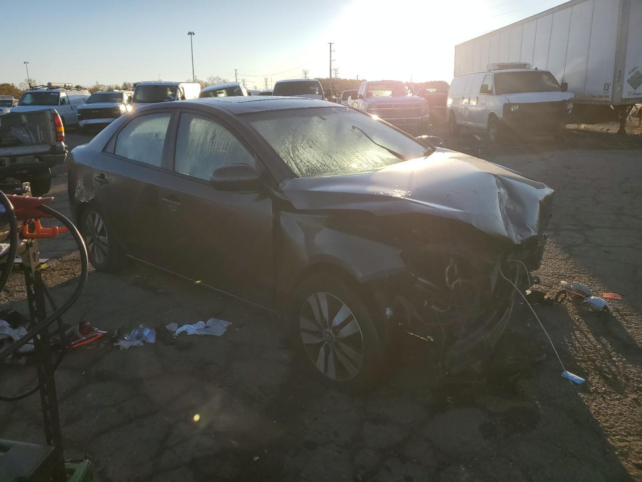 2013 KIA FORTE