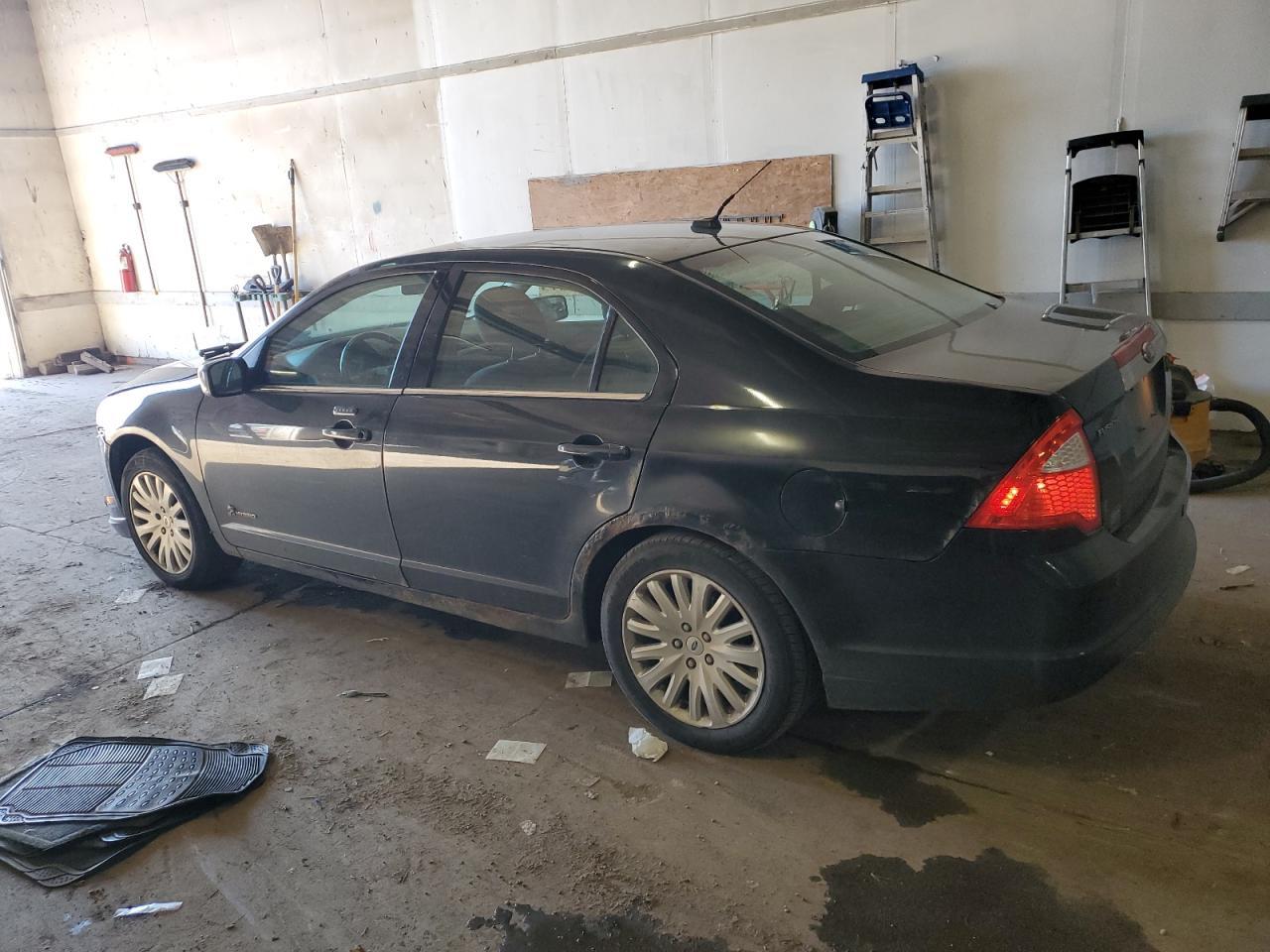 2010 FORD FUSION