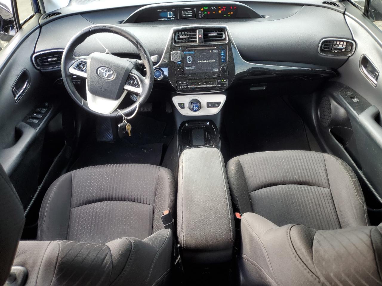 2017 TOYOTA PRIUS