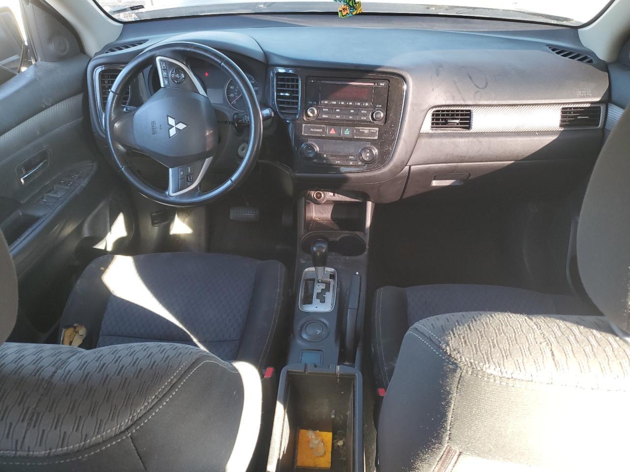2015 MITSUBISHI outlander