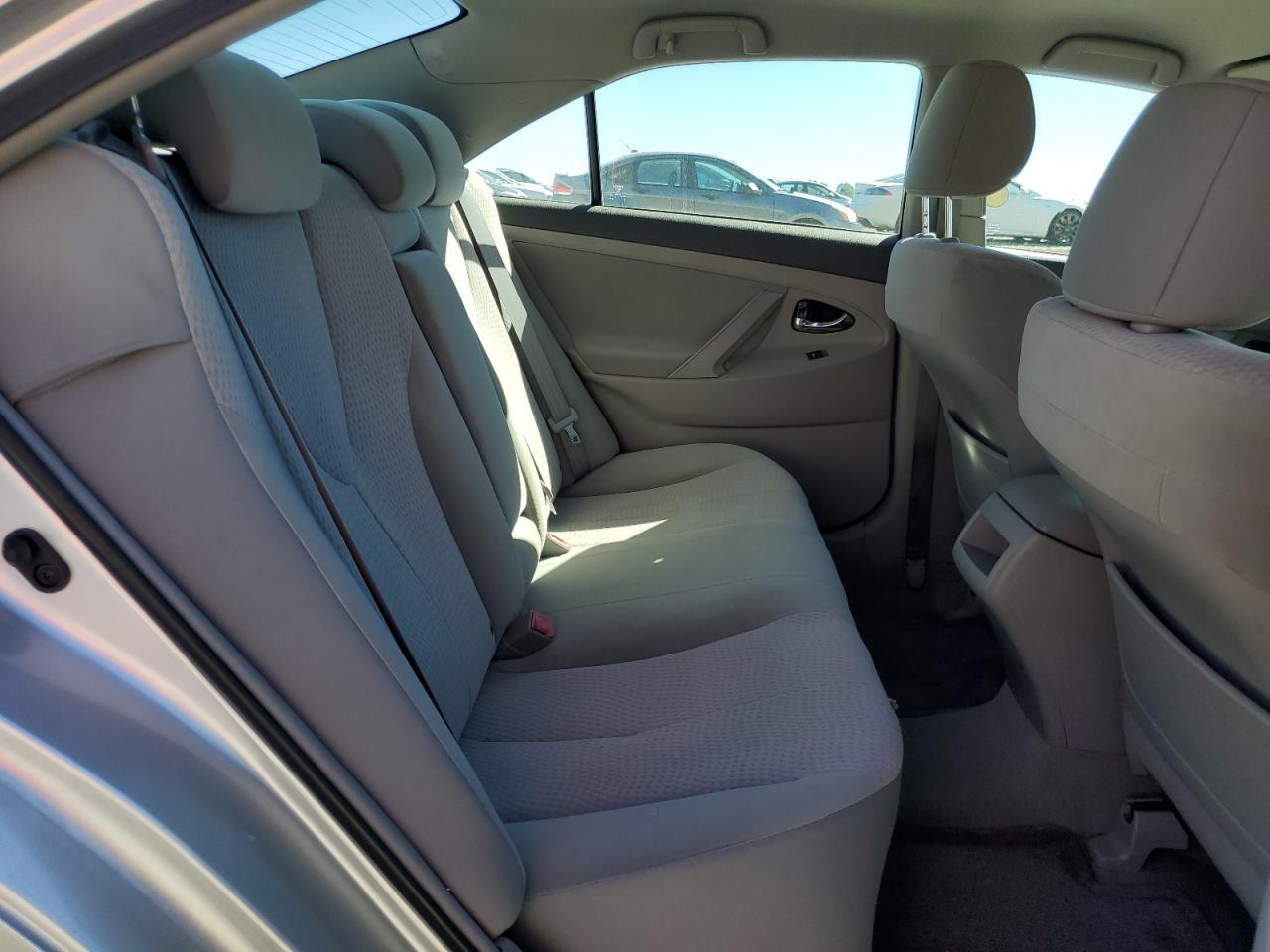2011 TOYOTA CAMRY