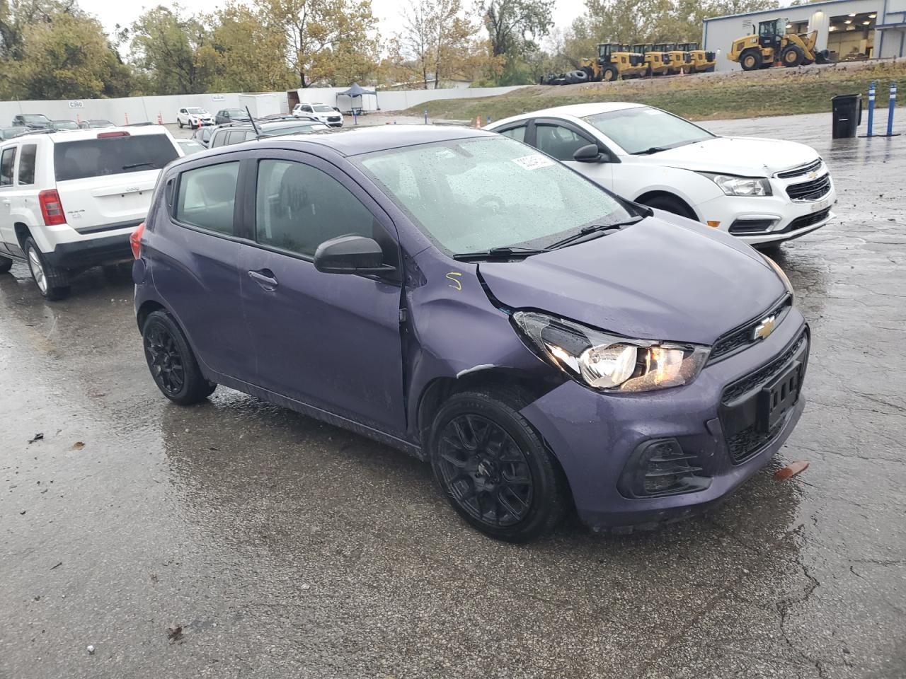 2017 CHEVROLET Spark