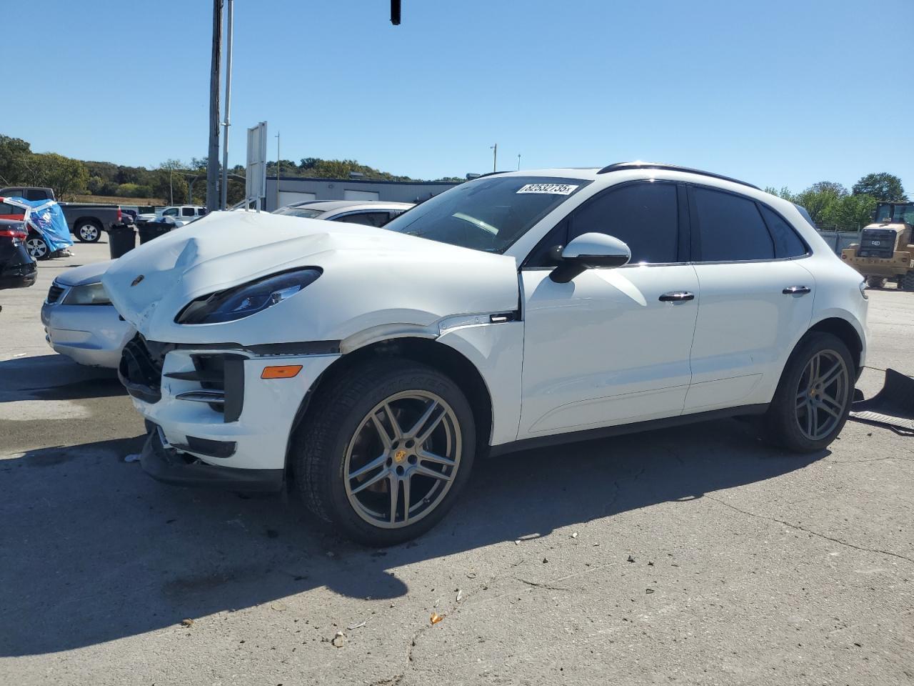 2019 PORSCHE Macan