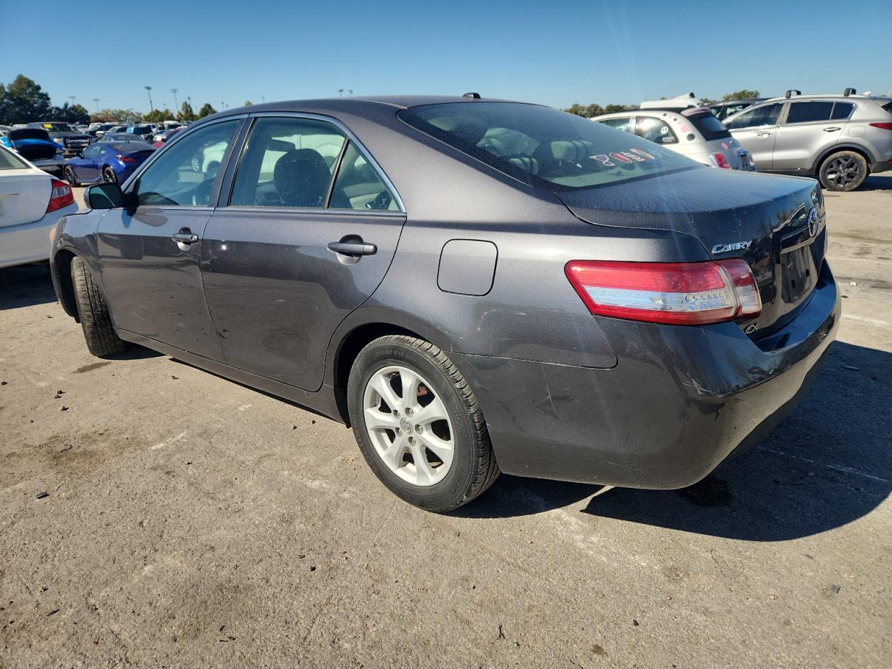 2011 TOYOTA CAMRY