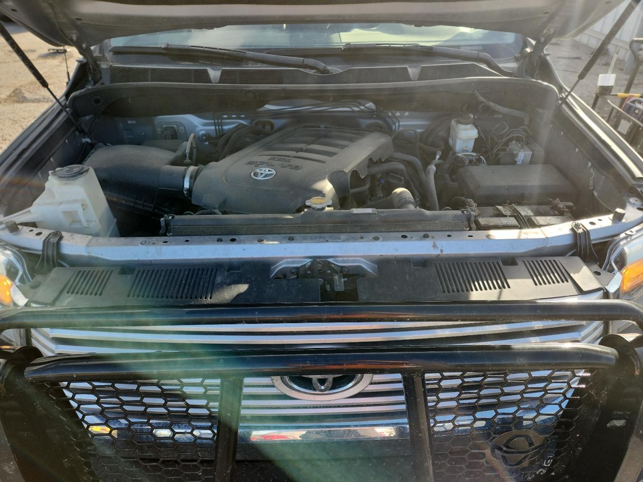 2016 TOYOTA TUNDRA