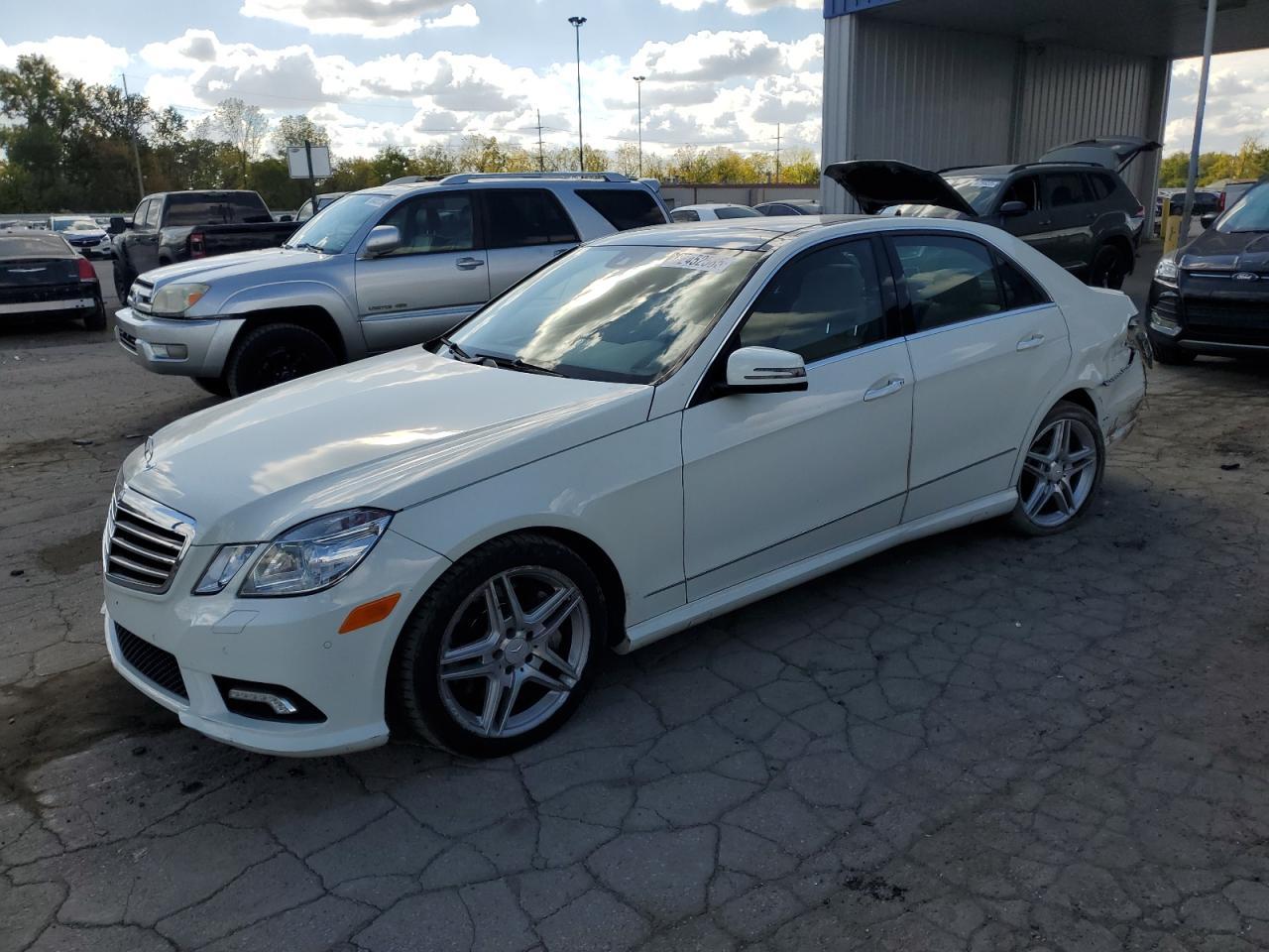 2011 MERCEDES-BENZ E-Class
