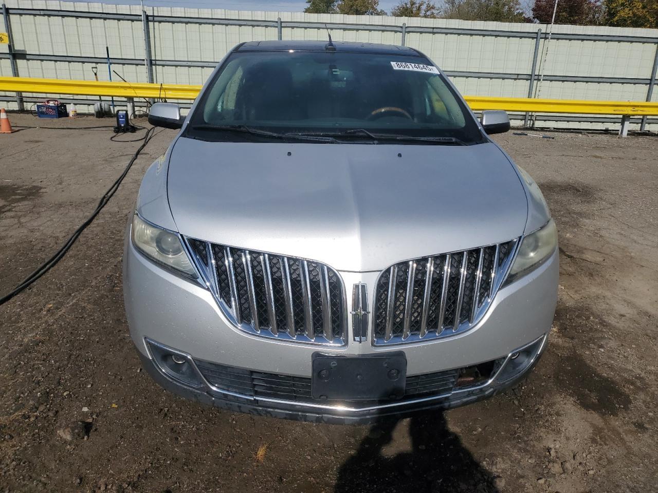 2011 LINCOLN MKX