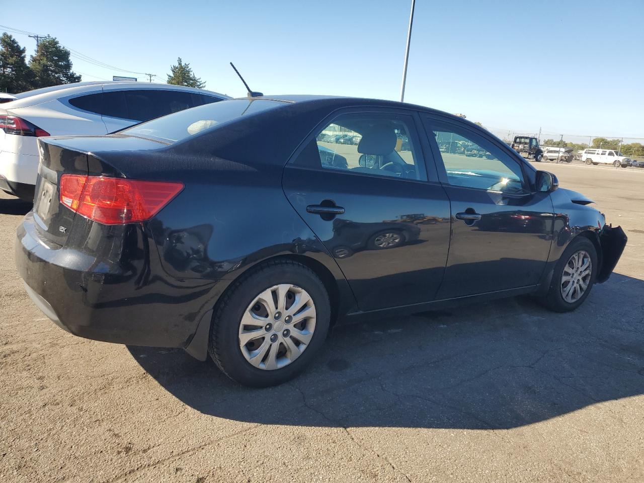 2013 KIA FORTE