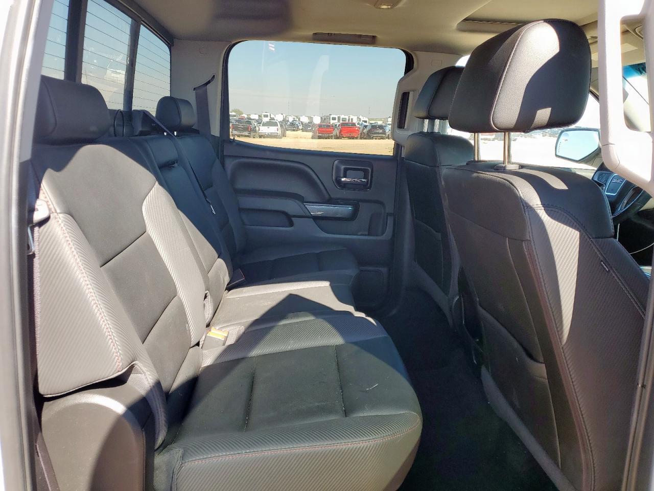 2016 GMC Sierra