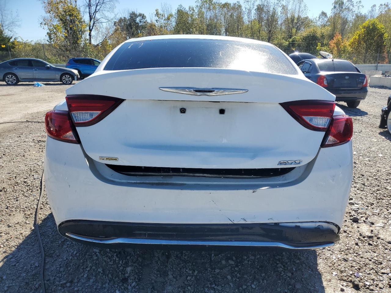 2015 CHRYSLER 200