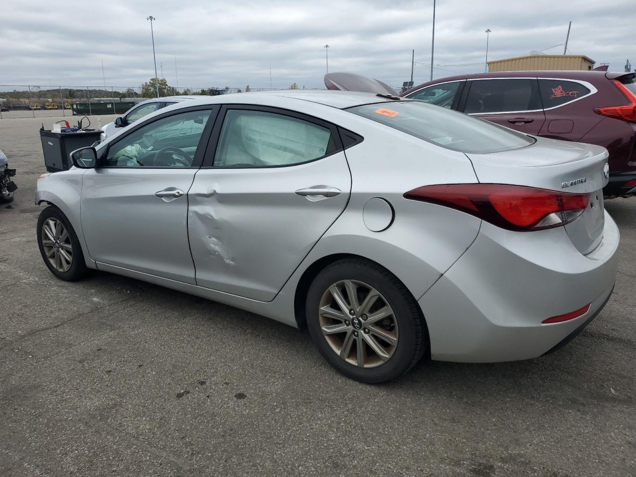 2016 HYUNDAI ELANTRA