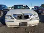 2004 LINCOLN Town Car