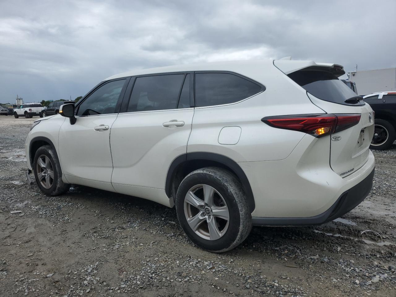 2020 TOYOTA HIGHLANDER