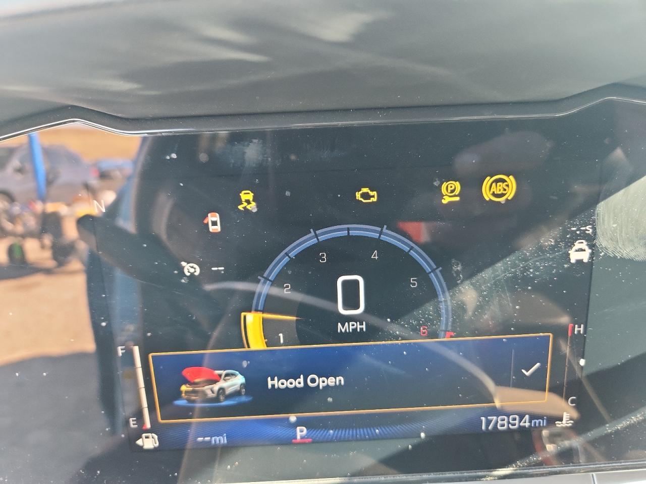 2025 CHEVROLET TRAX
