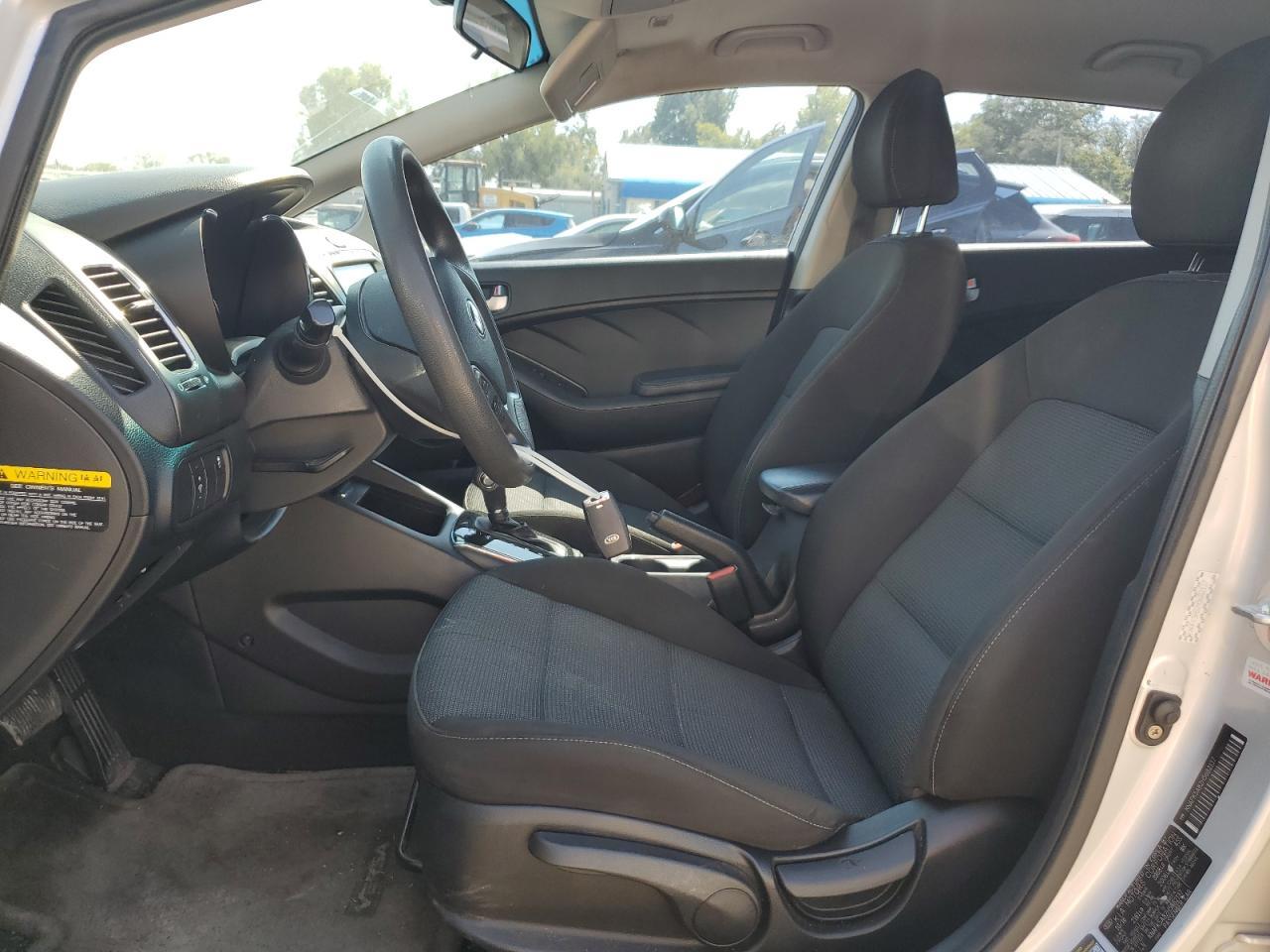 2017 KIA FORTE