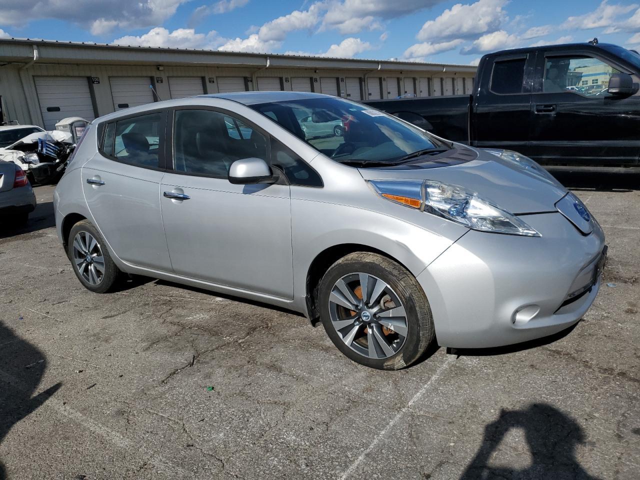 2013 NISSAN LEAF
