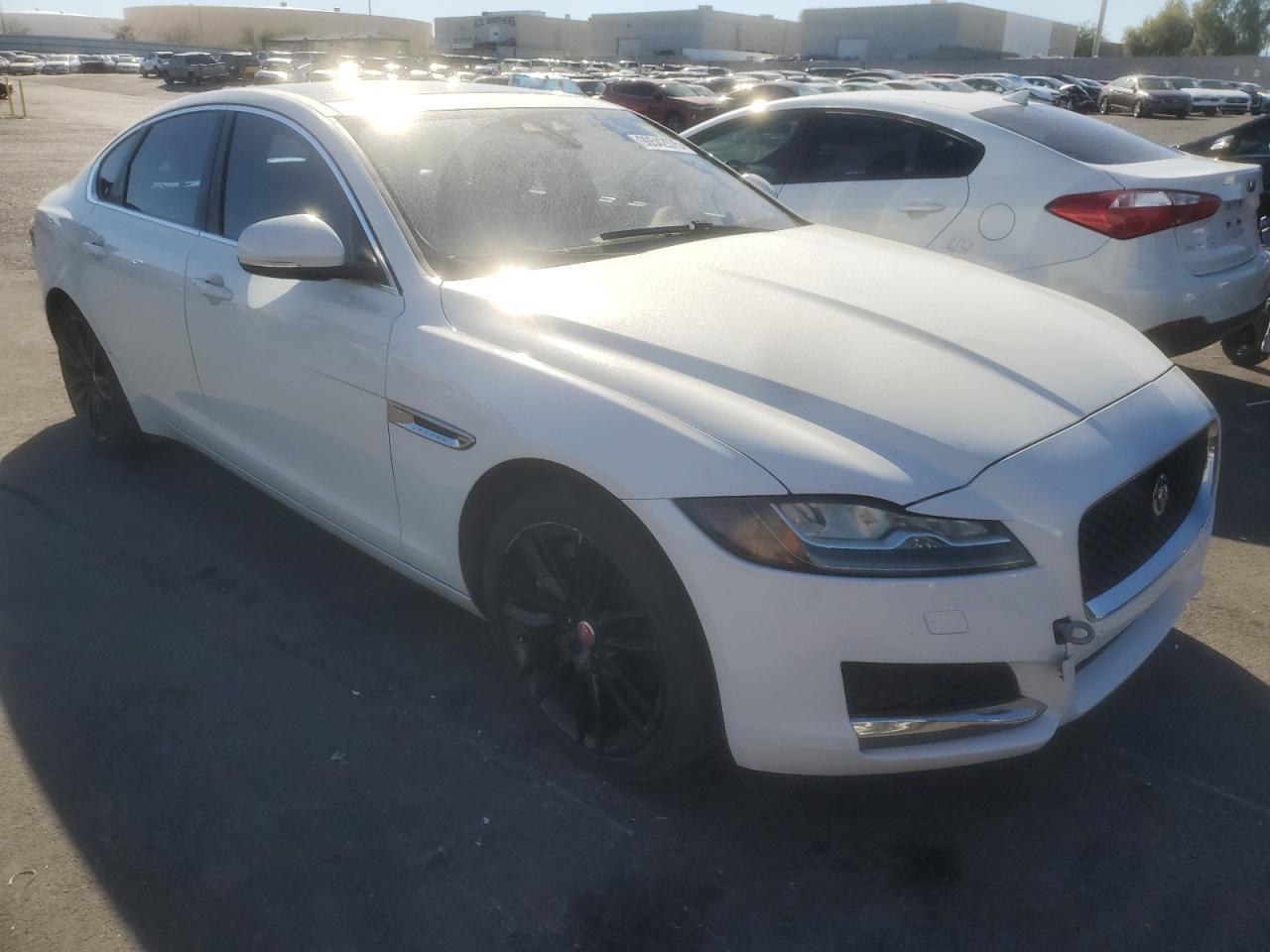 2016 JAGUAR XF