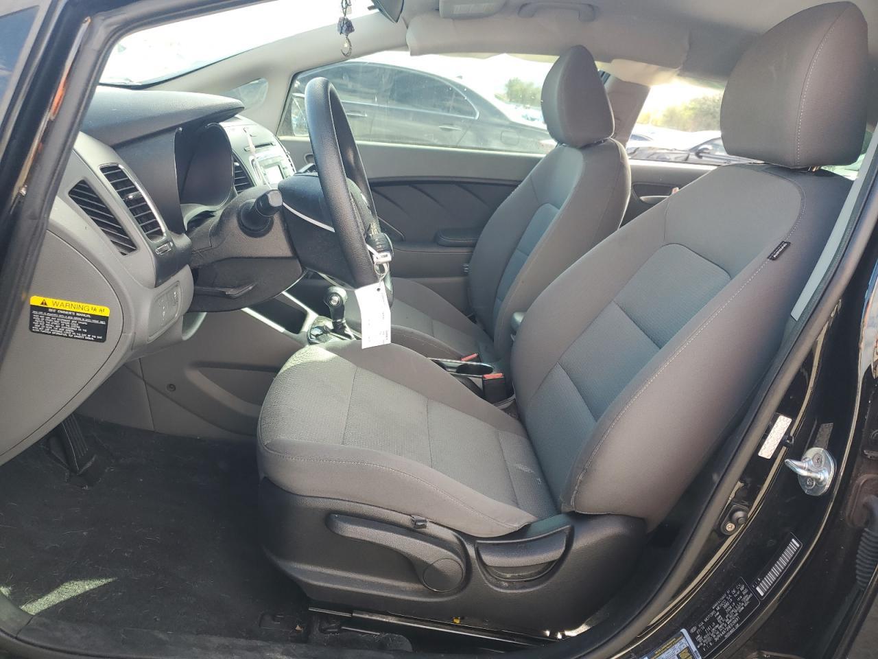 2017 KIA FORTE