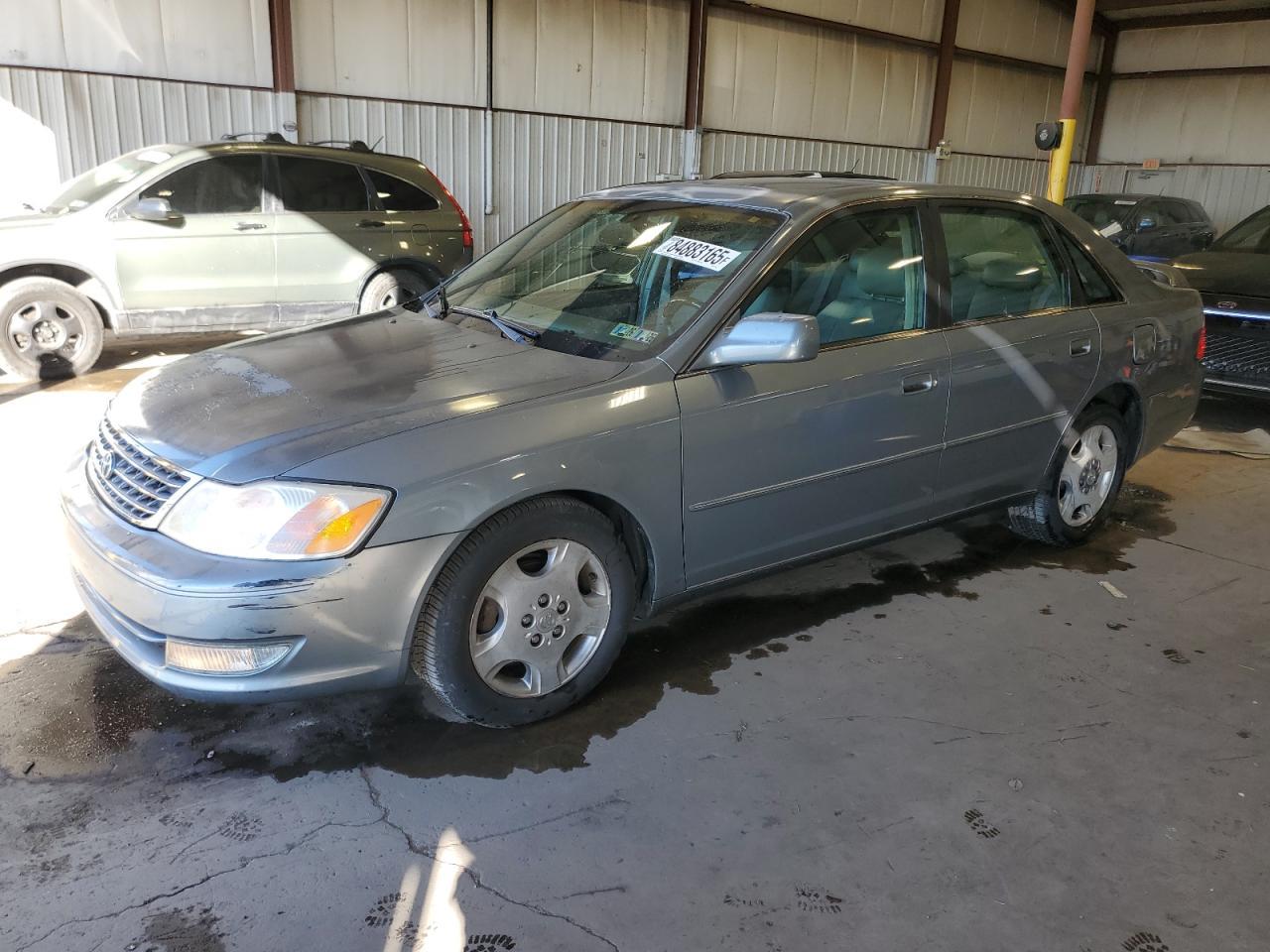 2003 TOYOTA Avalon