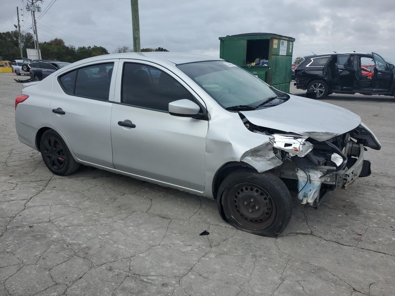 2018 NISSAN VERSA