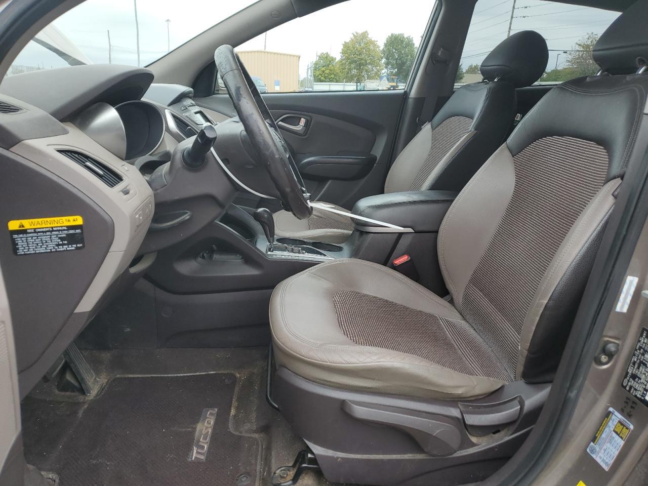 2011 HYUNDAI TUCSON
