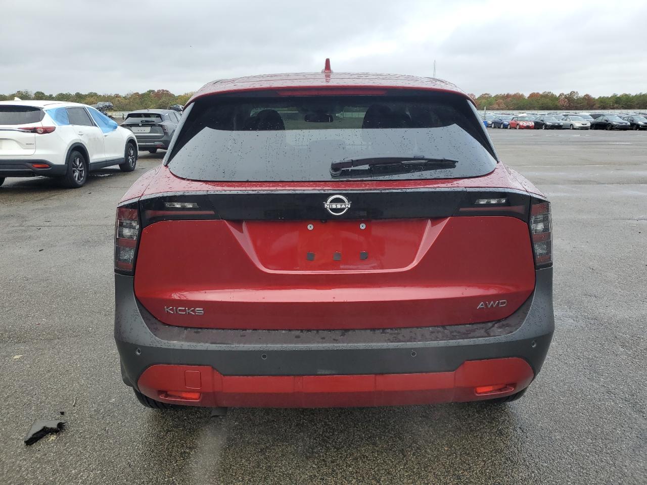 2025 NISSAN KICKS