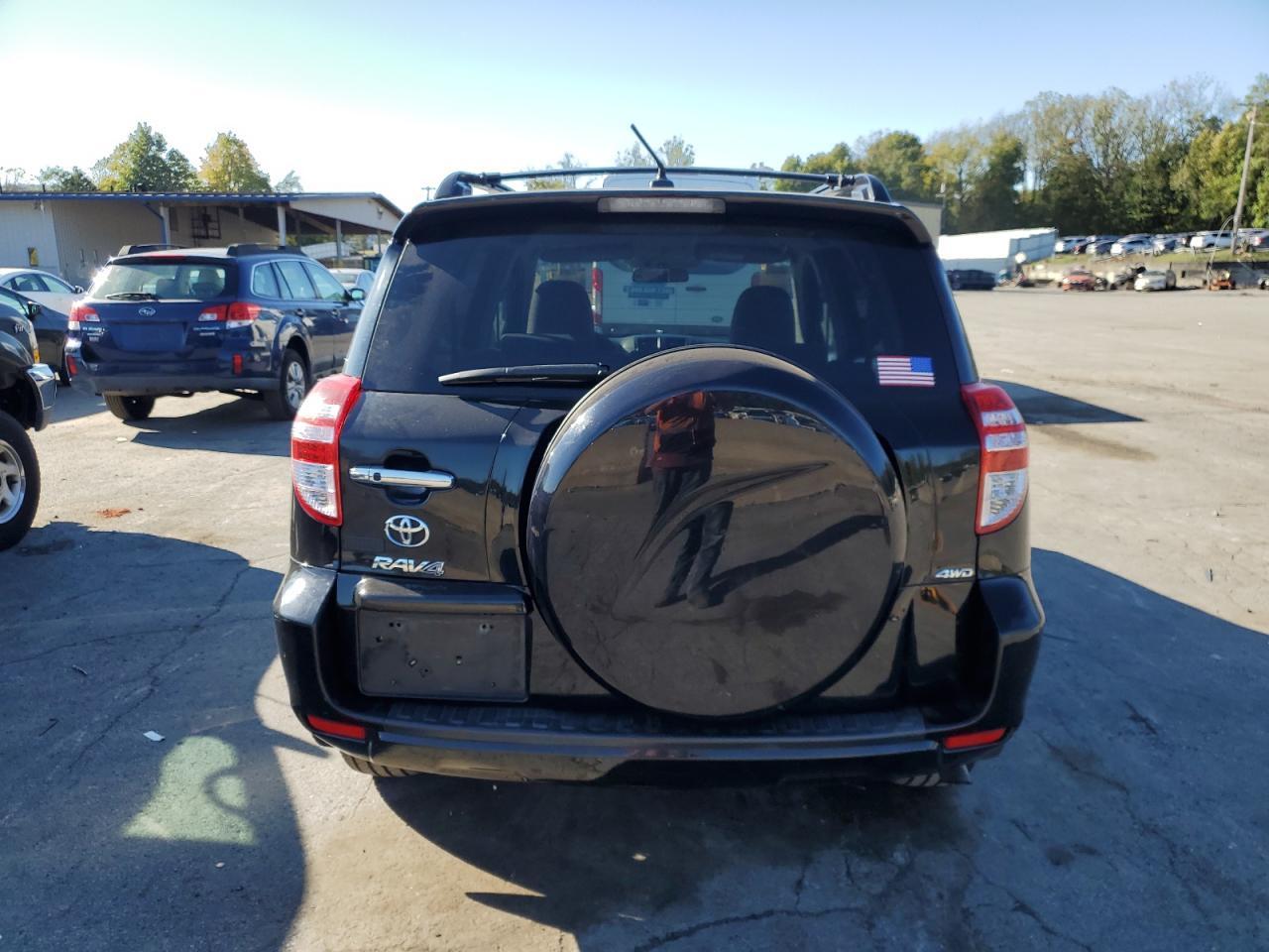 2011 TOYOTA RAV4