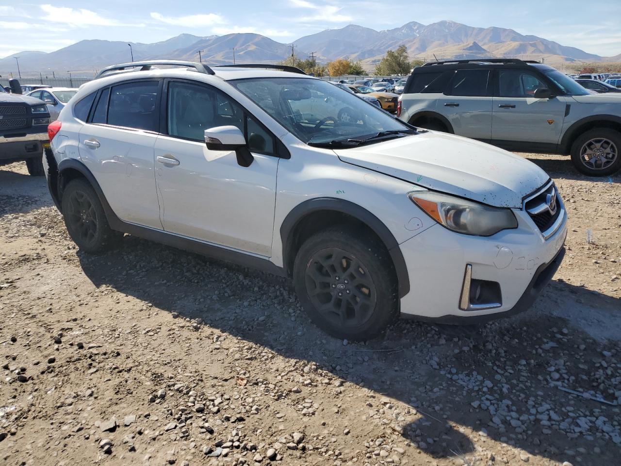 2016 SUBARU Crosstrek