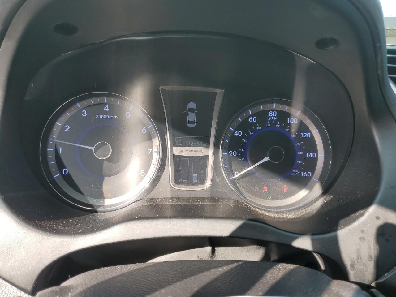 2012 HYUNDAI Azera