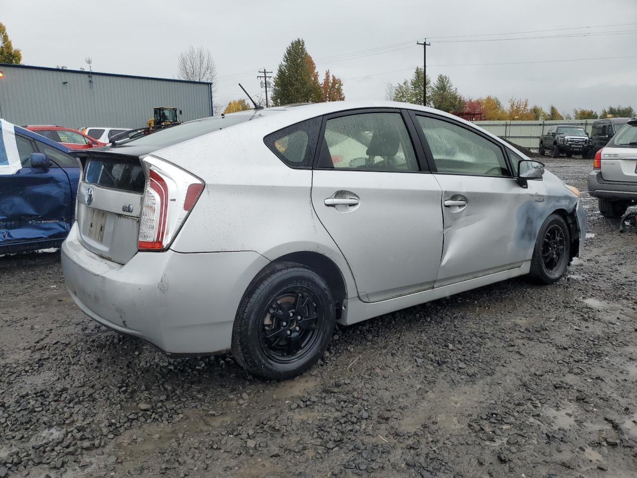 2013 TOYOTA PRIUS