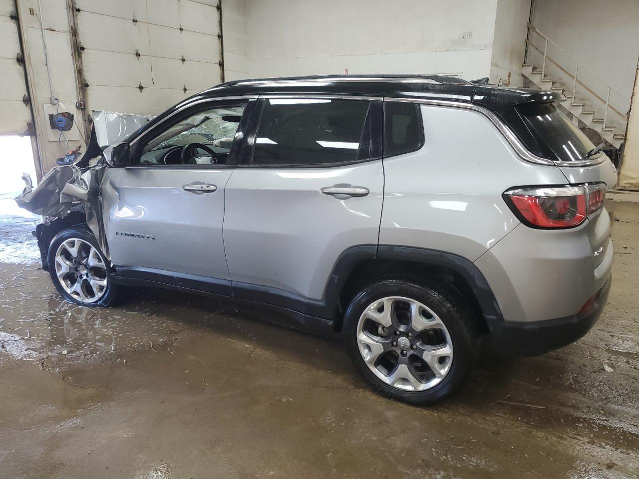 2020 JEEP Compass