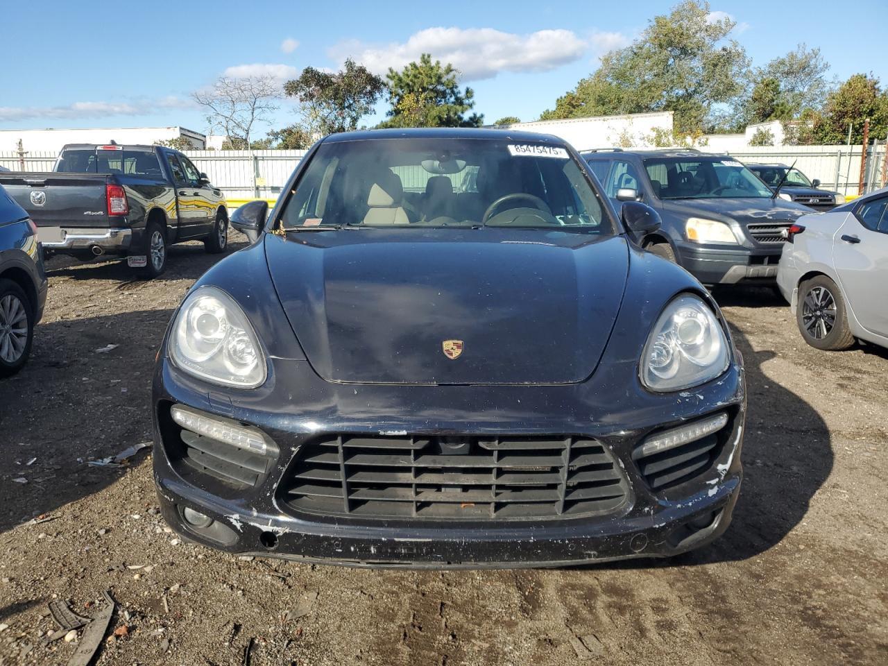 2013 PORSCHE CAYENNE