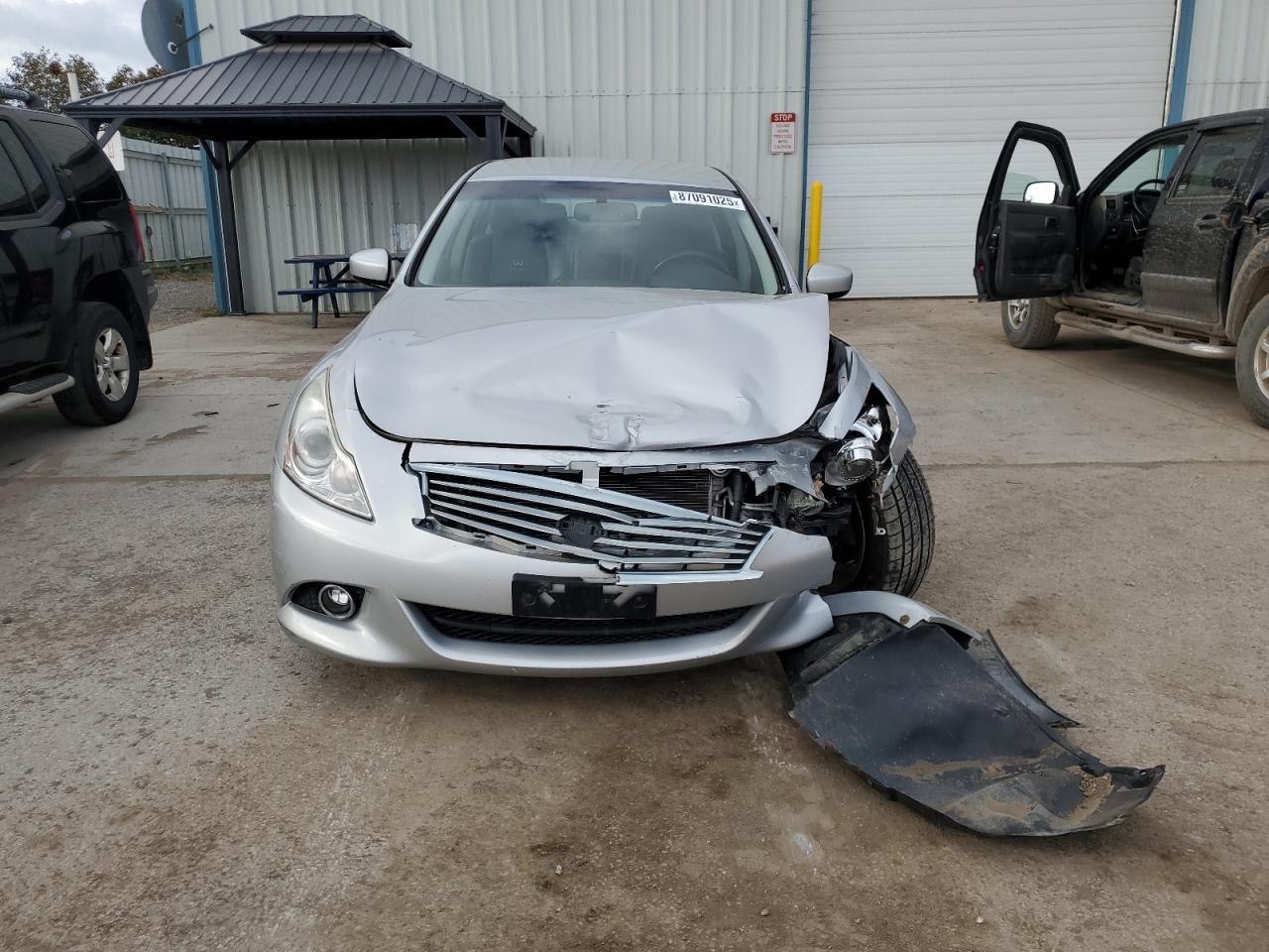 2012 INFINITI G37